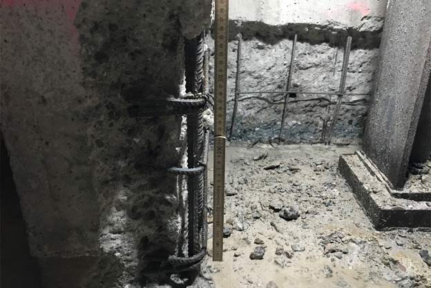 Abb. 8: Kontrolle der vorhandenen Betonüberdeckung